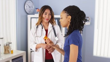 doctor-helping-patient